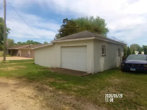 24 West Division Street Amboy IL 61310