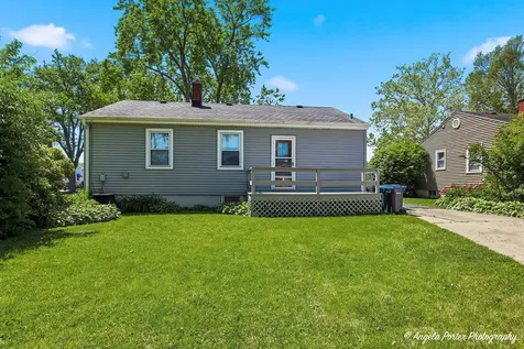 1972 Fargo Avenue Des Plaines IL 60018
