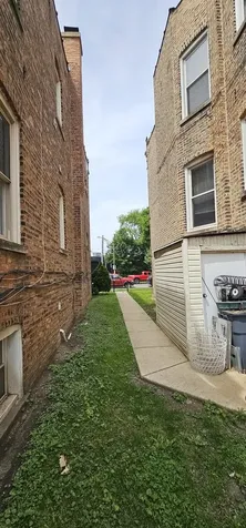 3823 North Bernard Street Chicago IL 60618