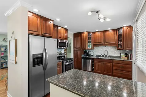 801 East Greenwood Drive Mount Prospect IL 60056
