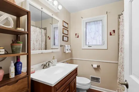 801 East Greenwood Drive Mount Prospect IL 60056