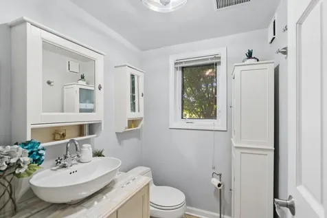 801 East Greenwood Drive Mount Prospect IL 60056