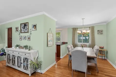 801 East Greenwood Drive Mount Prospect IL 60056