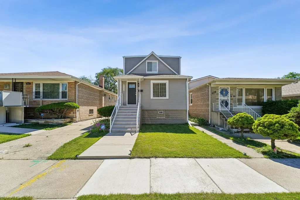 9139 South Oglesby Avenue Chicago IL 60617