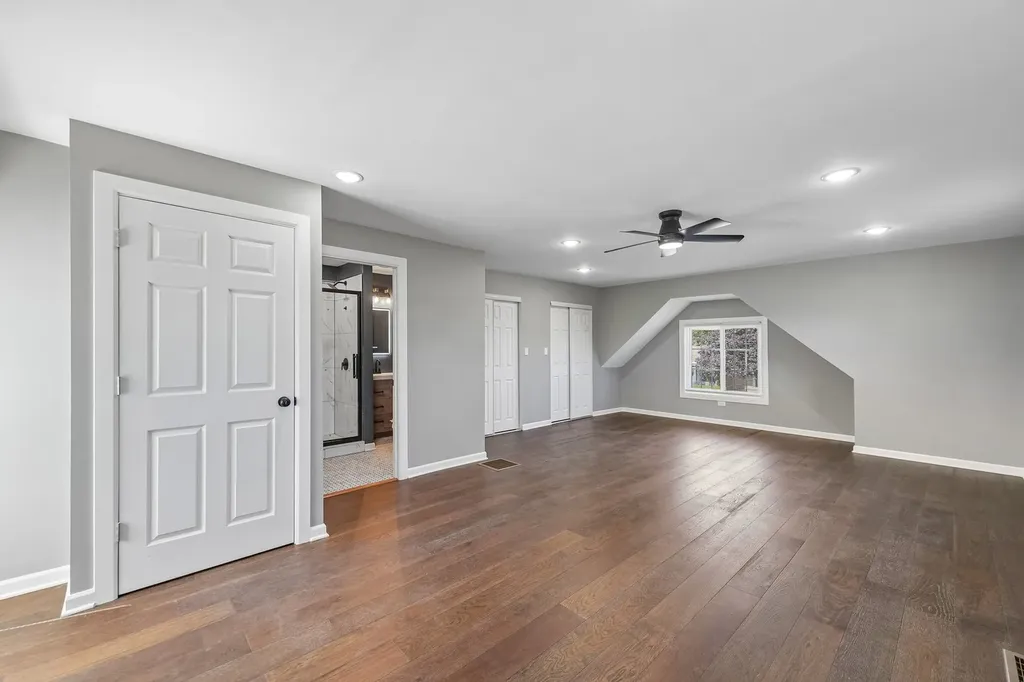 9139 South Oglesby Avenue Chicago IL 60617