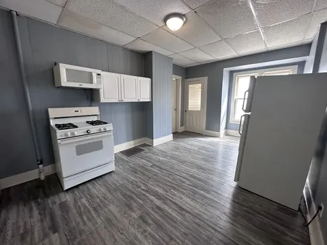 514 East Main Street Hoopeston IL 60942