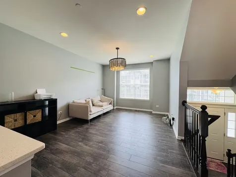 2933 Madison Drive Naperville IL 60564