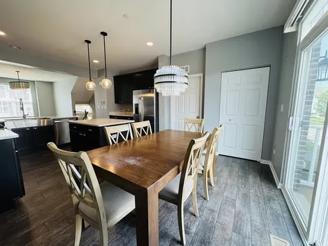 2933 Madison Drive Naperville IL 60564