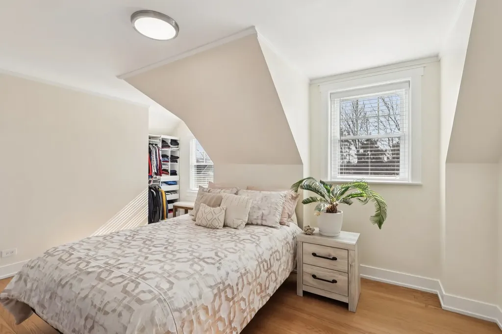 6014 West Fletcher Street Chicago IL 60634
