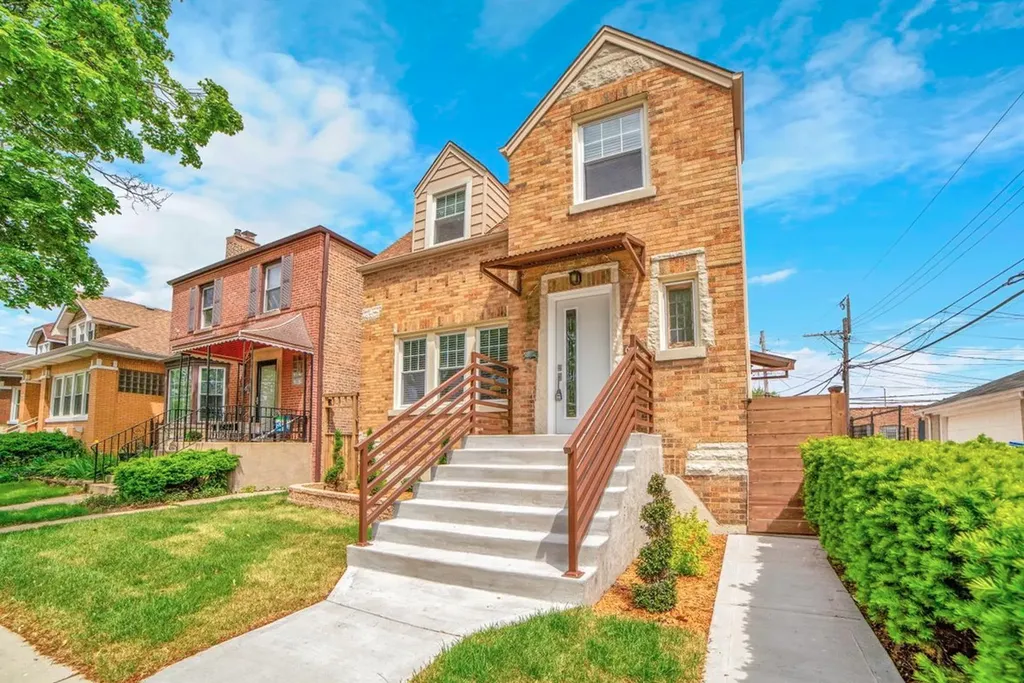 6014 West Fletcher Street Chicago IL 60634