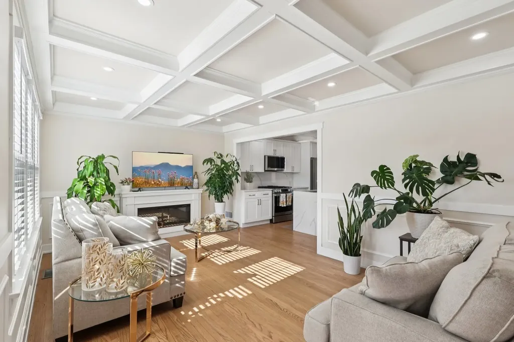 6014 West Fletcher Street Chicago IL 60634