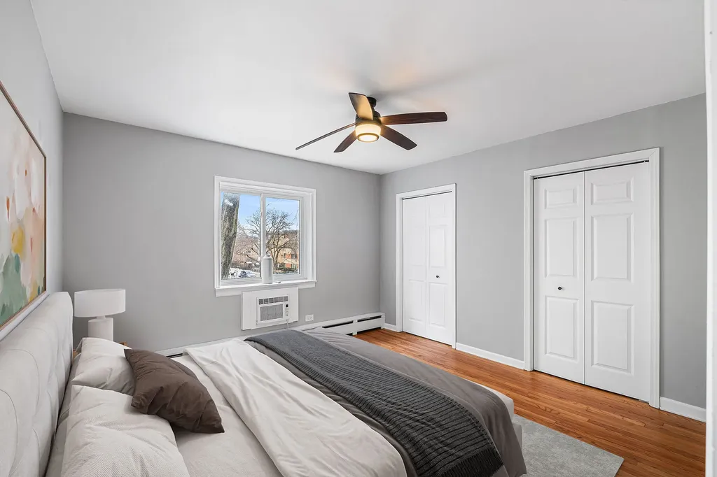 1441 West Farwell Avenue Chicago IL 60626
