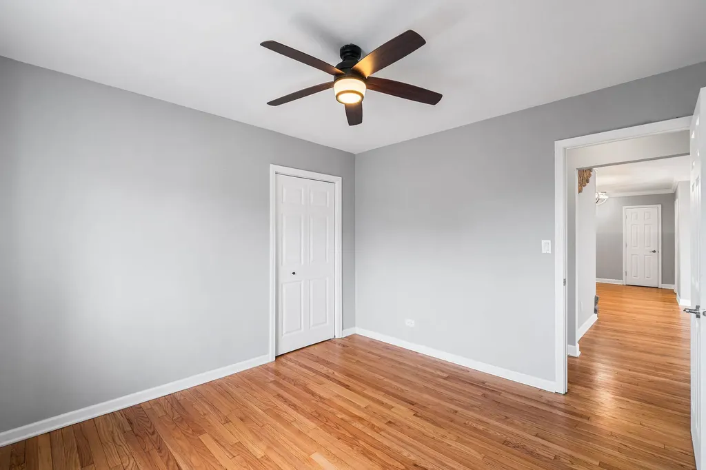 1441 West Farwell Avenue Chicago IL 60626