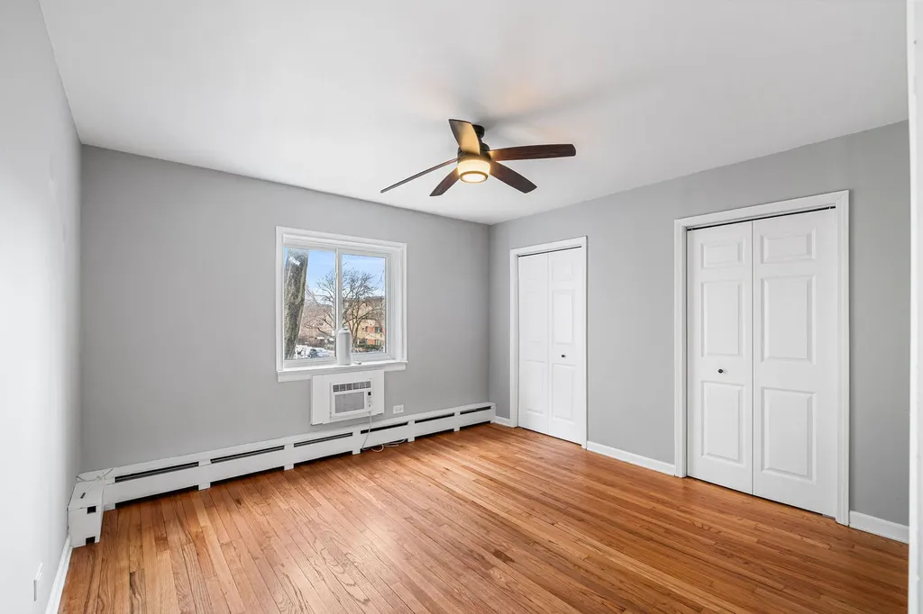1441 West Farwell Avenue Chicago IL 60626