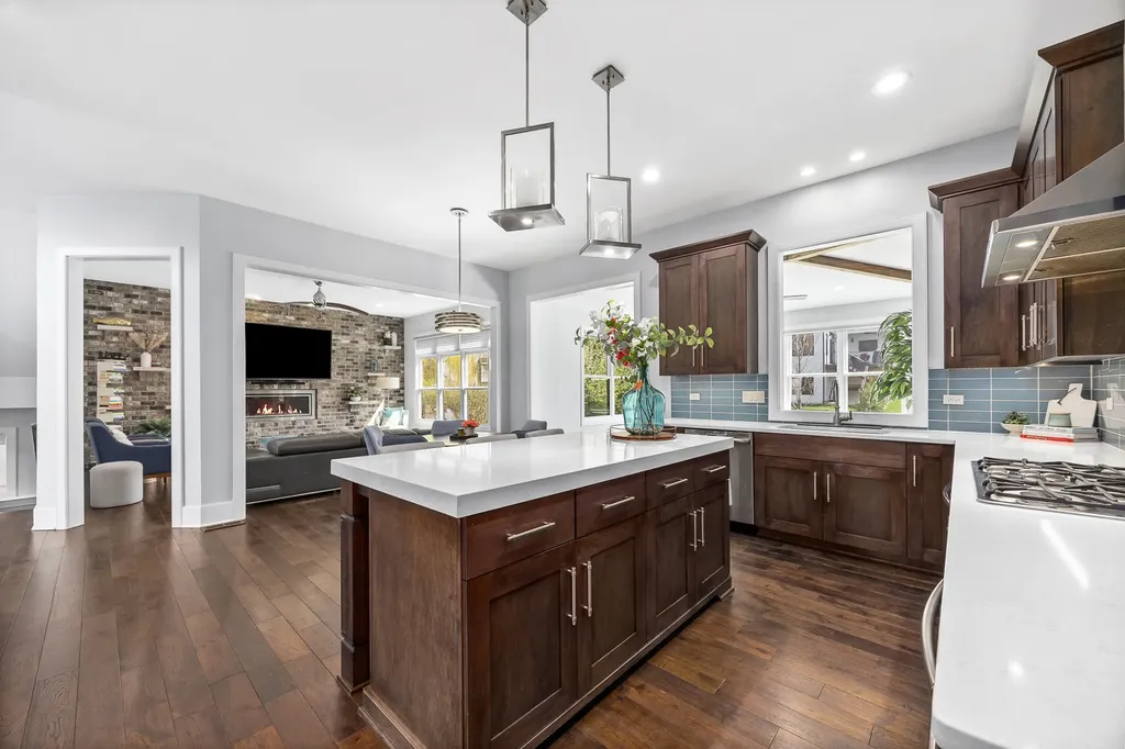 4328 Winterberry Avenue Naperville IL 60564