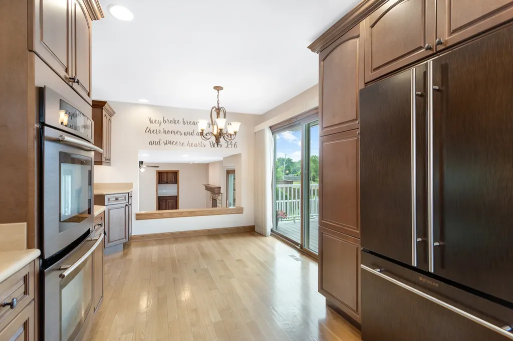 12108 Derby Lane Orland Park IL 60467
