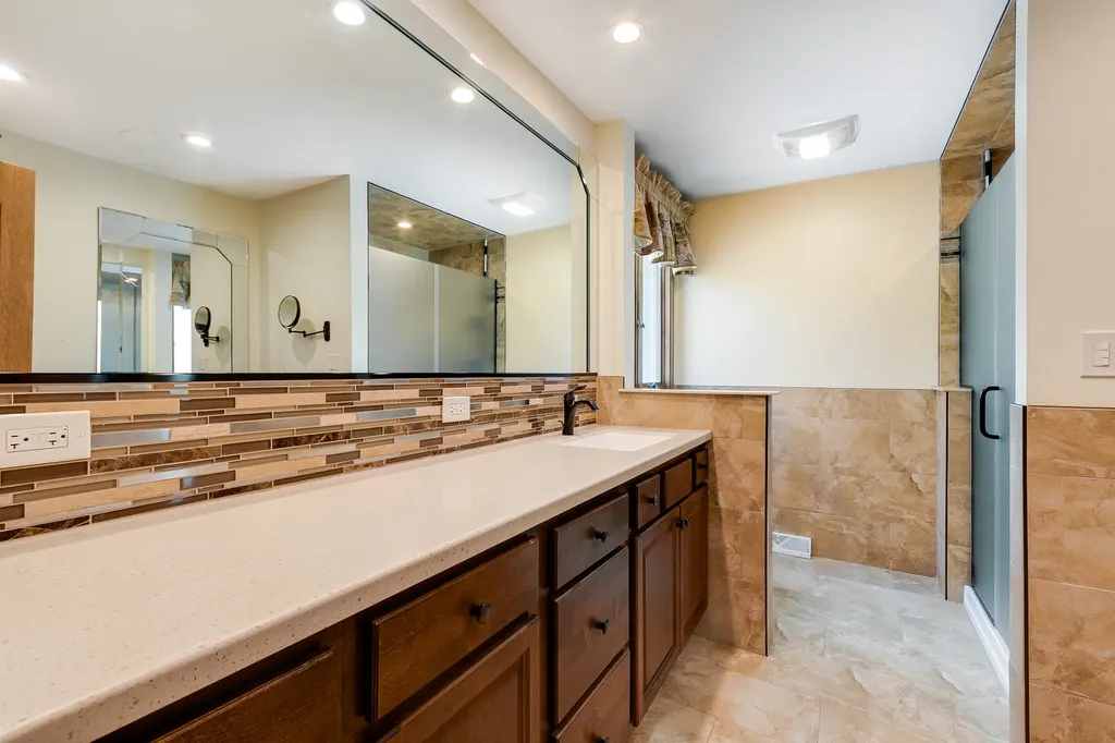 12108 Derby Lane Orland Park IL 60467