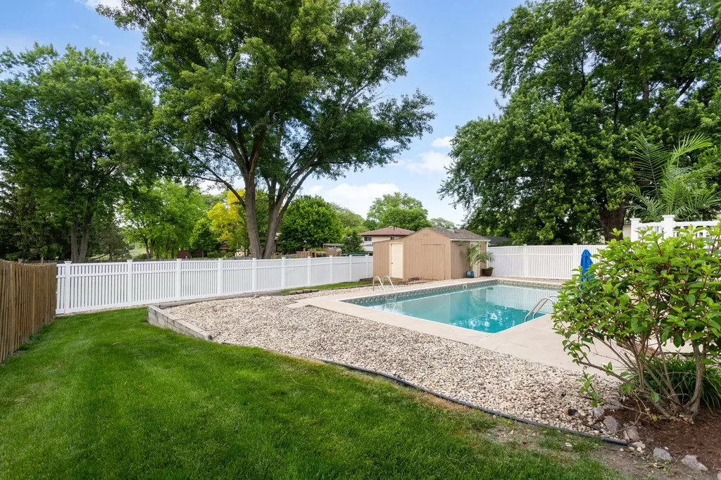 12108 Derby Lane Orland Park IL 60467