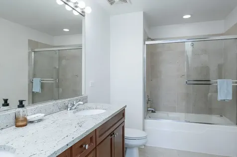 3125 West Fullerton Avenue Chicago IL 60647