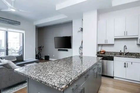 3125 West Fullerton Avenue Chicago IL 60647