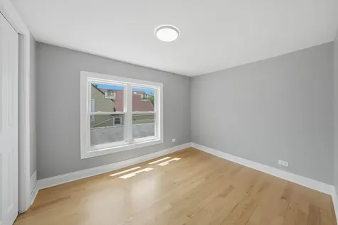 6833 South Aberdeen Street Chicago IL 60621