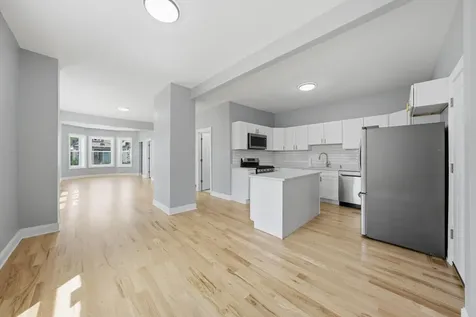 6833 South Aberdeen Street Chicago IL 60621