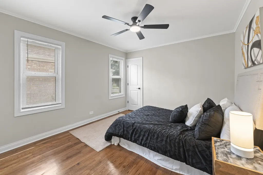 7917 South Christiana Avenue Chicago IL 60652