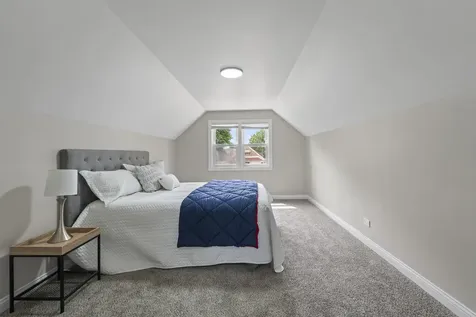 7917 South Christiana Avenue Chicago IL 60652