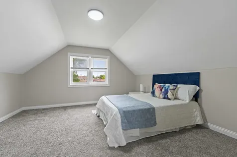 7917 South Christiana Avenue Chicago IL 60652