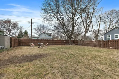 1 Adams Street East Dundee IL 60118