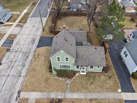 1 Adams Street East Dundee IL 60118