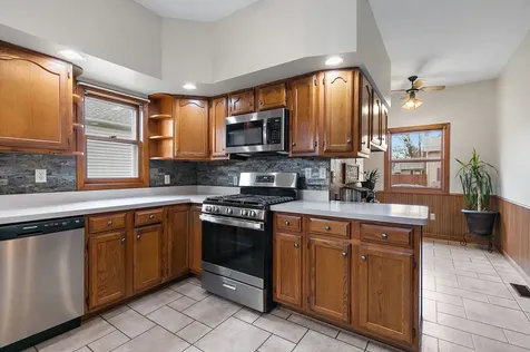 1 Adams Street East Dundee IL 60118