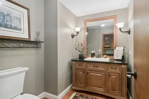 1019 East Waverly Drive Arlington Heights IL 60004