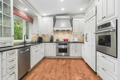 1019 East Waverly Drive Arlington Heights IL 60004