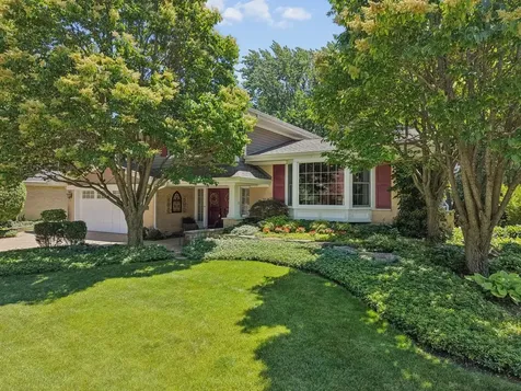 1019 East Waverly Drive Arlington Heights IL 60004