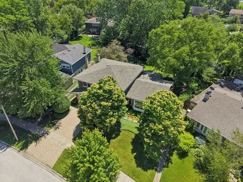 1019 East Waverly Drive Arlington Heights IL 60004