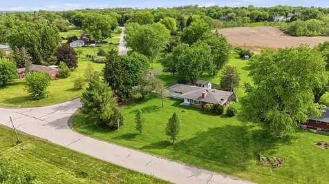 11N802 Win Haven Drive Elgin IL 60124