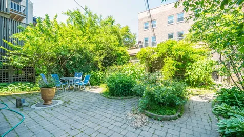 622 West Briar Place Chicago IL 60657