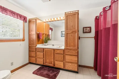 305 East Navaho Avenue Shabbona IL 60550