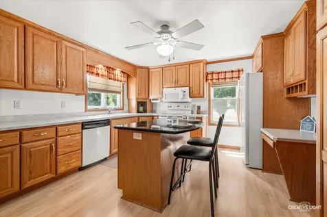 305 East Navaho Avenue Shabbona IL 60550