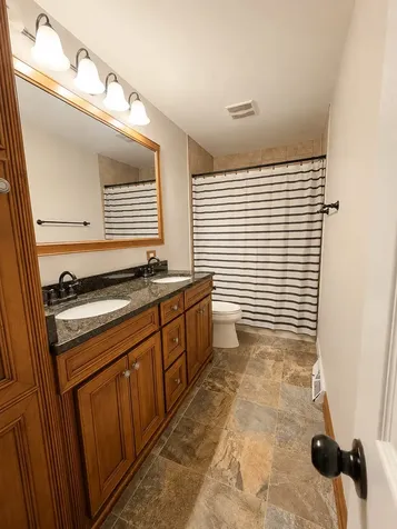 5N087 Mary Court St. Charles IL 60175