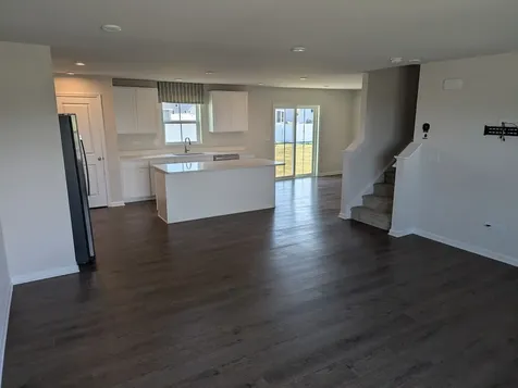 1219 Fox Hedge Trail Hampshire IL 60140