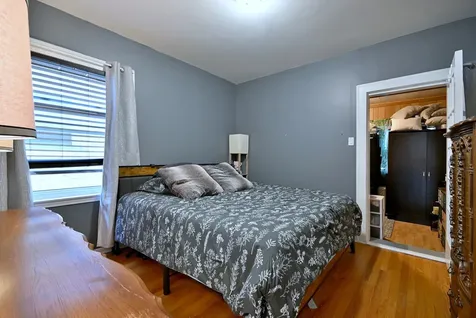 2924 North Linder Avenue Chicago IL 60641
