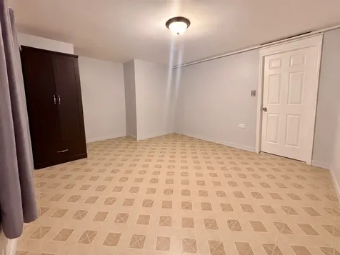 2924 North Linder Avenue Chicago IL 60641