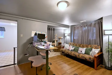 2924 North Linder Avenue Chicago IL 60641