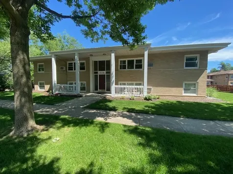 716 East Division Street Lombard IL 60148