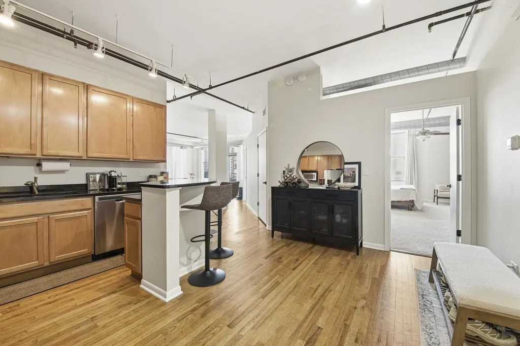 2001 South Calumet Avenue Chicago IL 60616