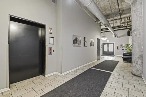 2001 South Calumet Avenue Chicago IL 60616