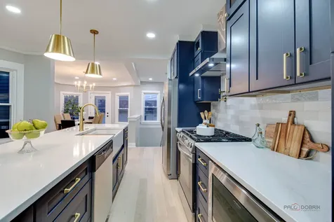 131 North Taylor Avenue Oak Park IL 60302