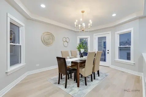 131 North Taylor Avenue Oak Park IL 60302
